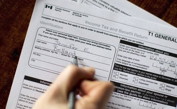 4 Things Canadians Should Consider When Filing Income Tax Returns