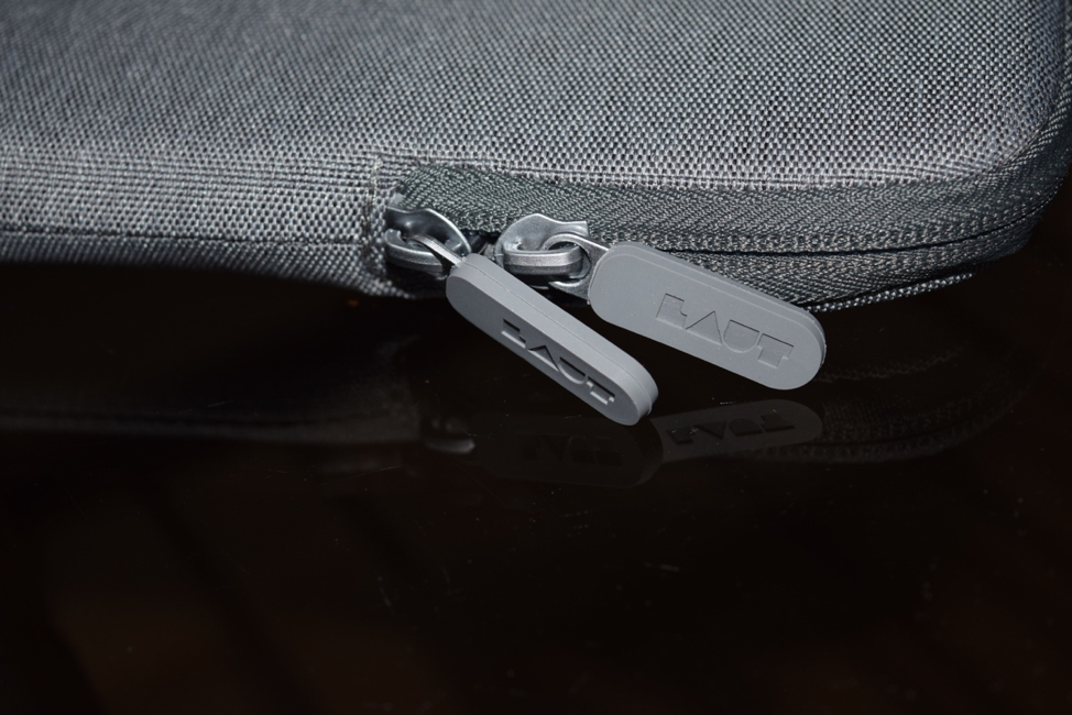 Give your Phone & Laptop the style it deserves with LAUT!