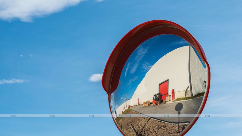 Convex Mirrors