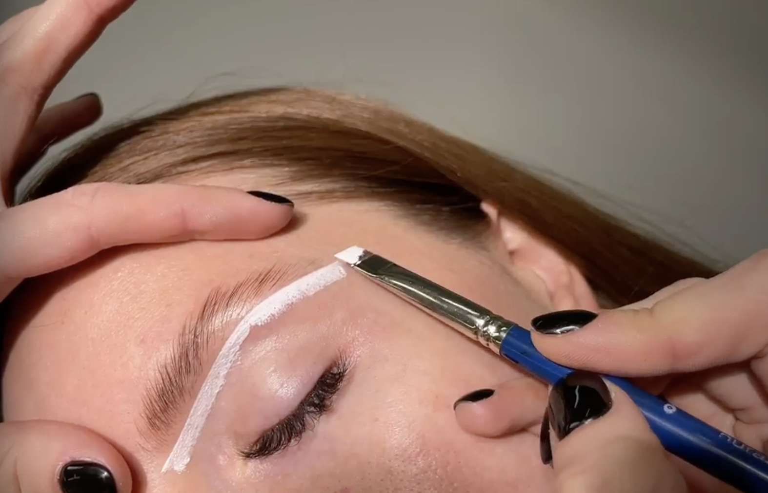 Brow paste for eyebrow treatments from Supercilium