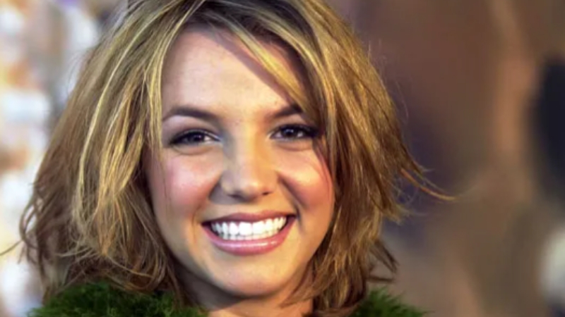 Breaking News: The Mystery Unveiled – What Happened to Britney Spears’ Teeth?