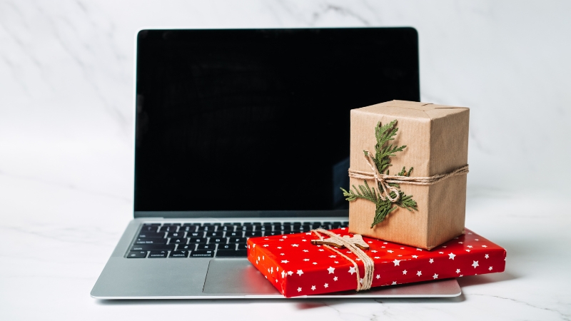 Beat the Screen Time Blues: 6 Perfect Presents for Computer Addicts!