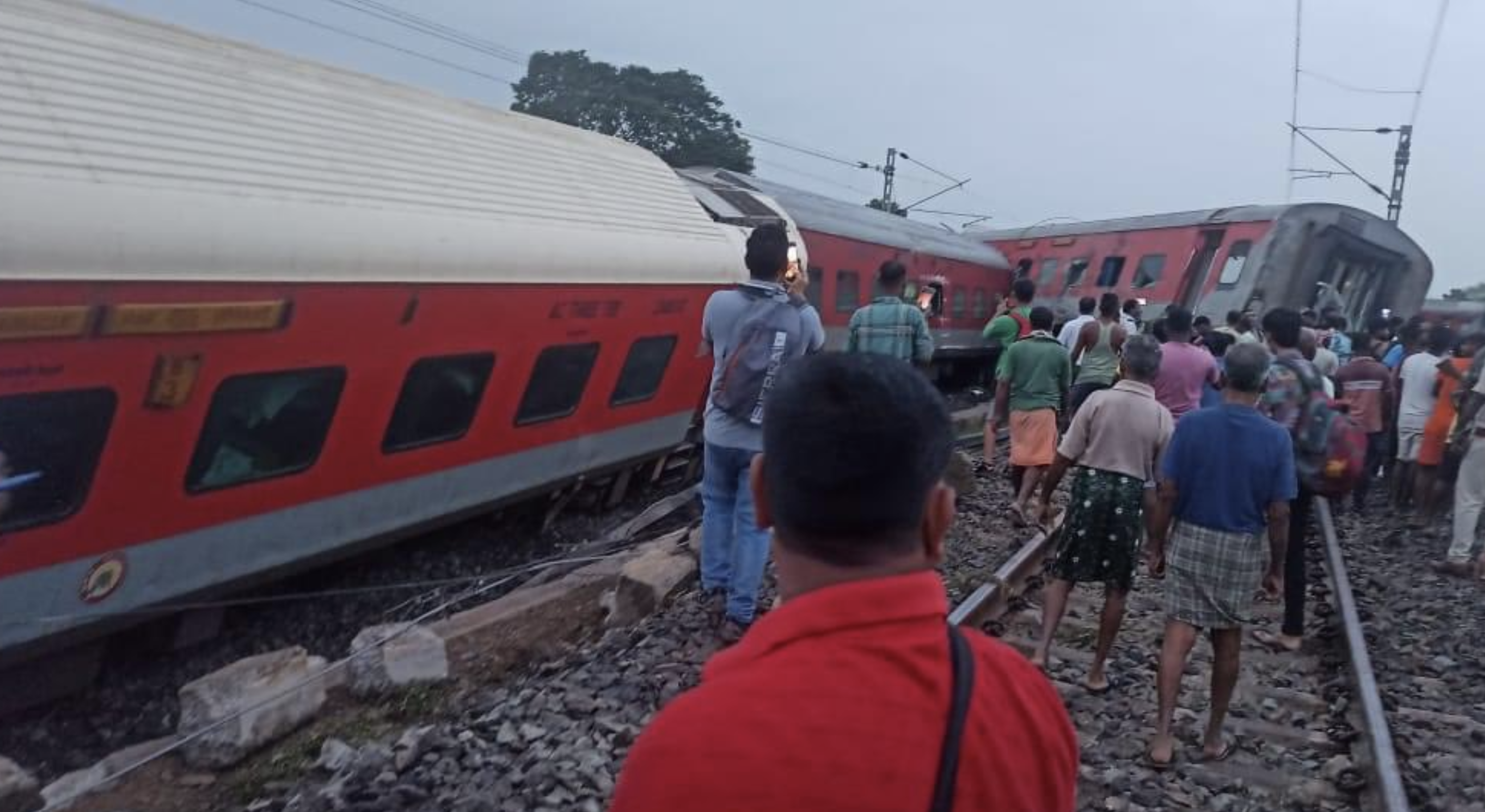 Jharkhand Train Derailment: Two Dead, 20 Injured as 18 Coaches Jump Tracks